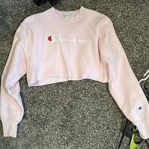 cropped champion crew neck